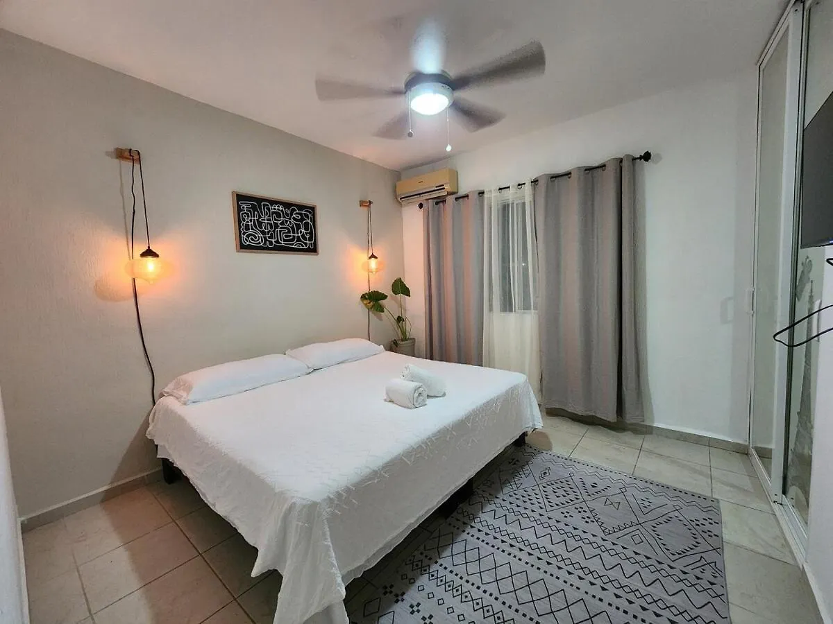 Casa Dharma, Cozy House Well Located In Town Villa Playa del Carmen 0*,  Mexico