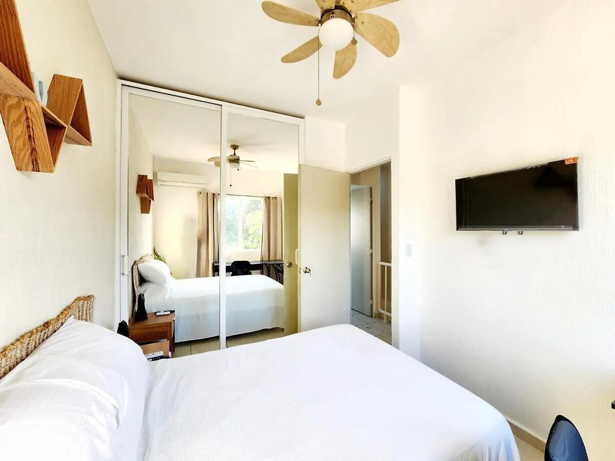 Casa Dharma, Cozy House Well Located In Town Villa Playa del Carmen
