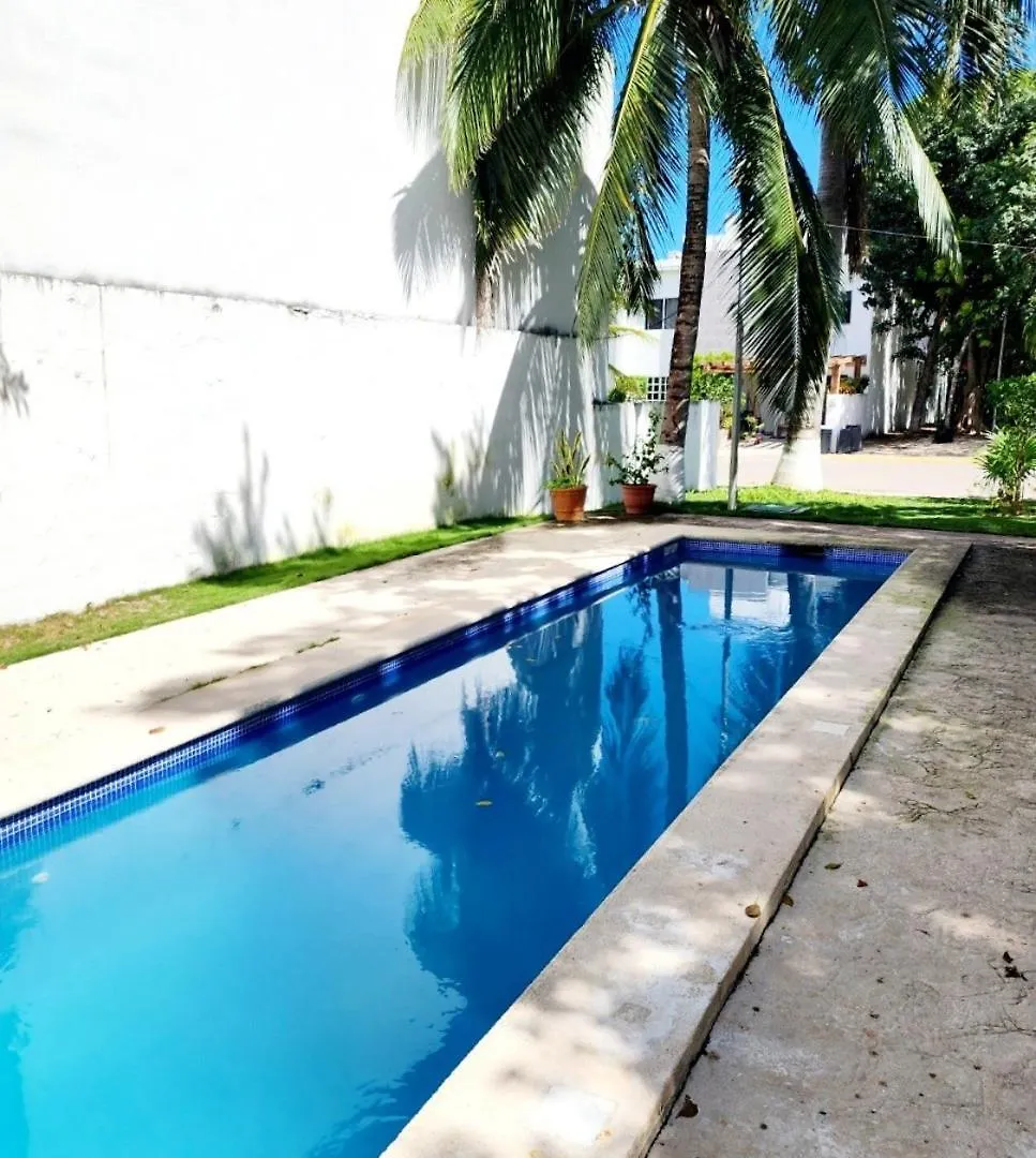 Casa Dharma, Cozy House Well Located In Town Villa Playa del Carmen Holiday home