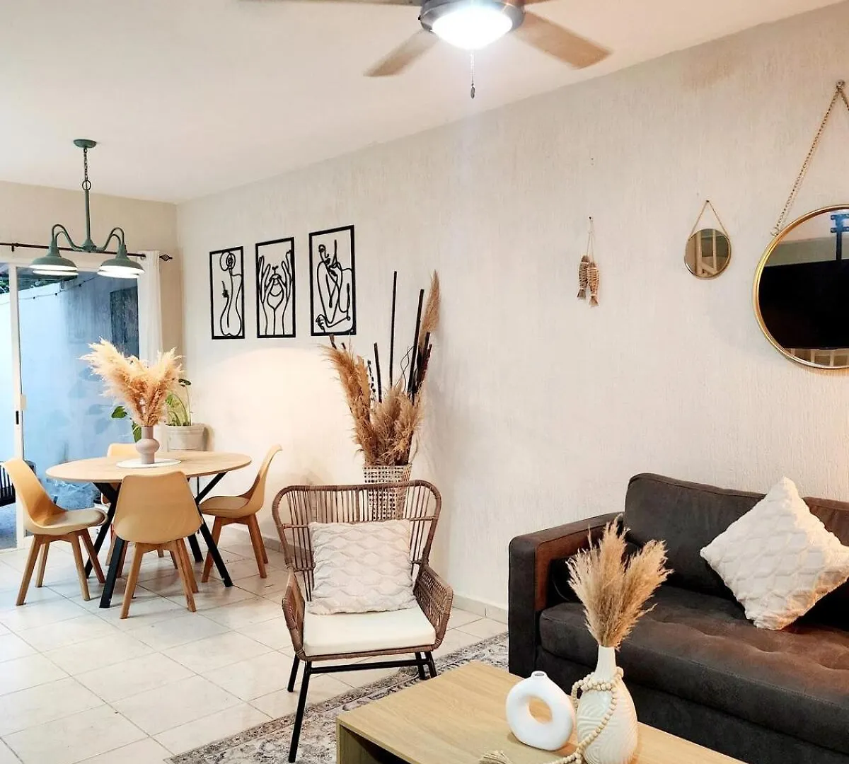 Casa Dharma, Cozy House Well Located In Town Villa Playa del Carmen